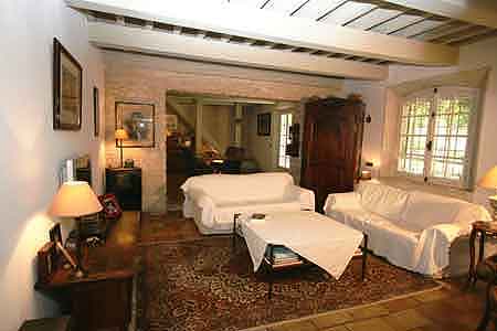Location belle demeure Les Baux de Provence, Alpilles, salon, salle de sjour